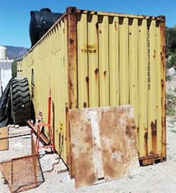 Soluciones Inmobiliarias 40' Long Storage Container)